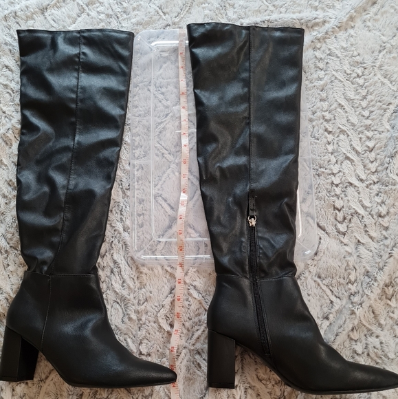 Charlotte Russe Shoes - Charlotte Russe Sz 7 Black Pointed Knee High Boots